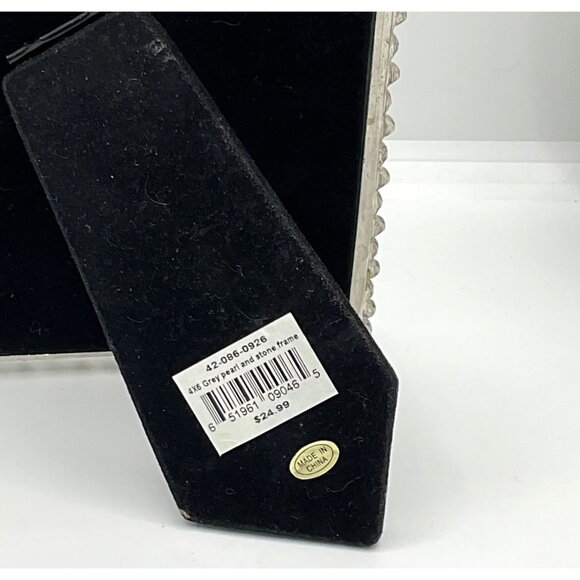 Timeless By Concepts Silver Pearl & Rhinestone 4x6 Picture Frame With Velvet Bac - Picture 5 of 6